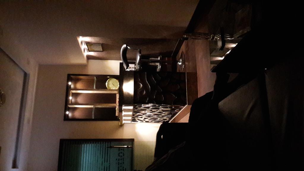 Hotel Sheela, 100M From Taj Mahal Agra  Εξωτερικό φωτογραφία