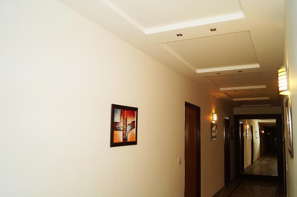 Hotel Sheela, 100M From Taj Mahal Agra  Εξωτερικό φωτογραφία