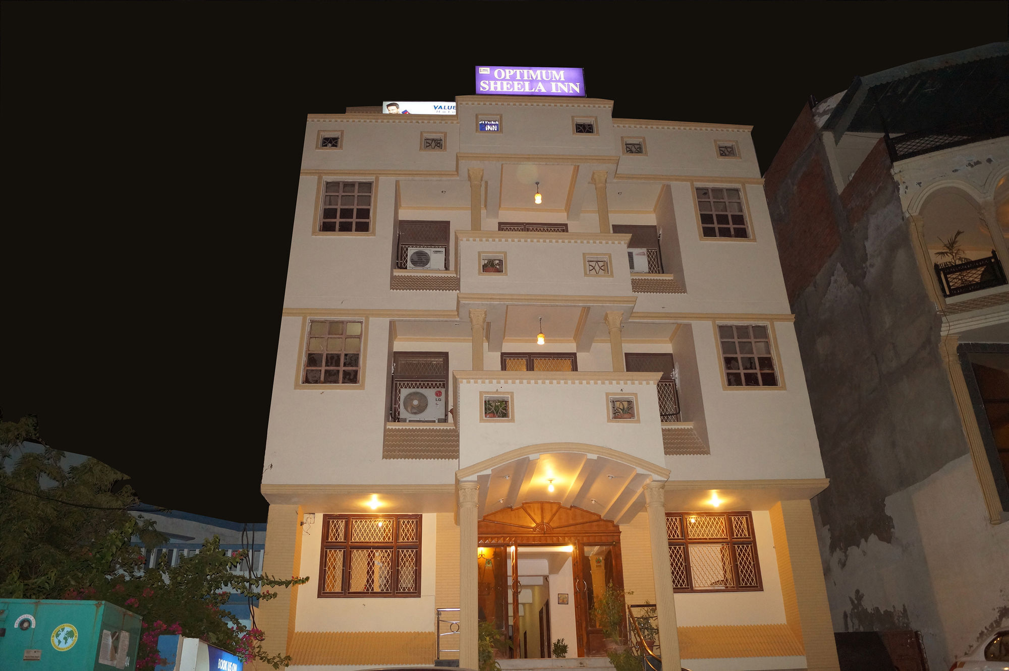 Hotel Sheela, 100M From Taj Mahal Agra  Εξωτερικό φωτογραφία